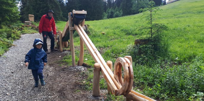 Spannendes Vergnügen, die Holzkugelbahnen am Buchenberg